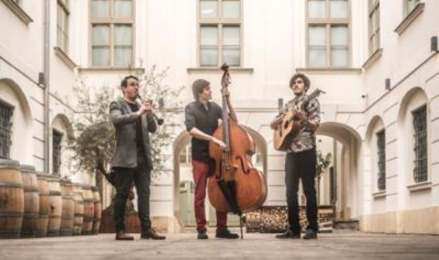 Klezmer Music in the Ashkenazi Synagogue