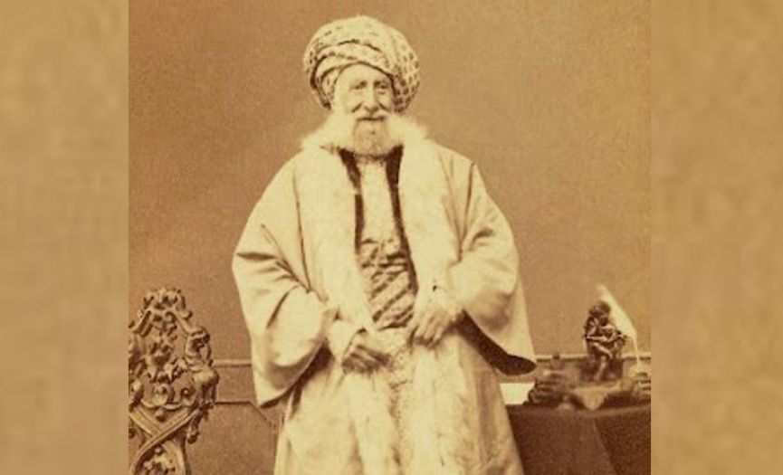 The Modernization Process of Turkish Jews and Abraham Camondo